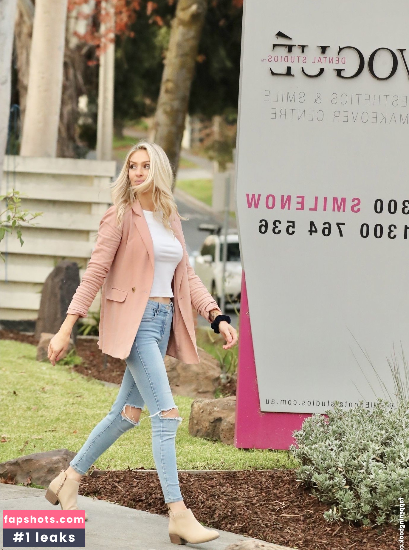 Joanne Todd gallery photo #4