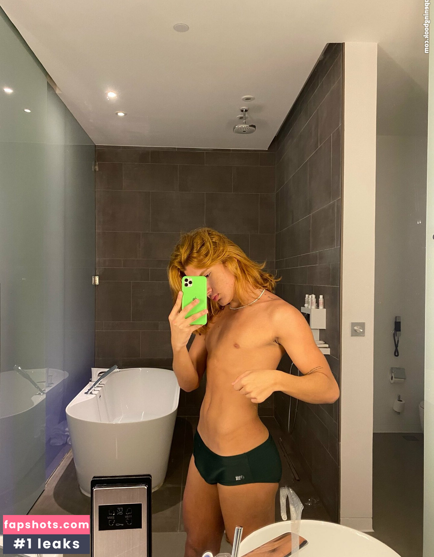 Joaoheenry gallery photo #31