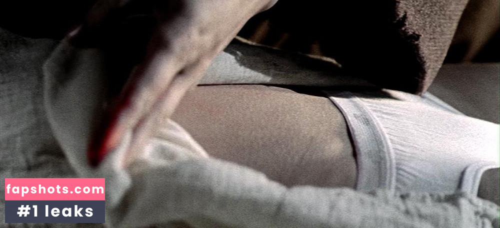 Jocelin Donahue gallery photo #7