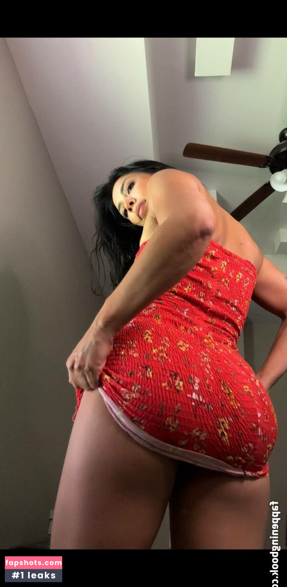 Jocelyn Marroquin gallery photo #20