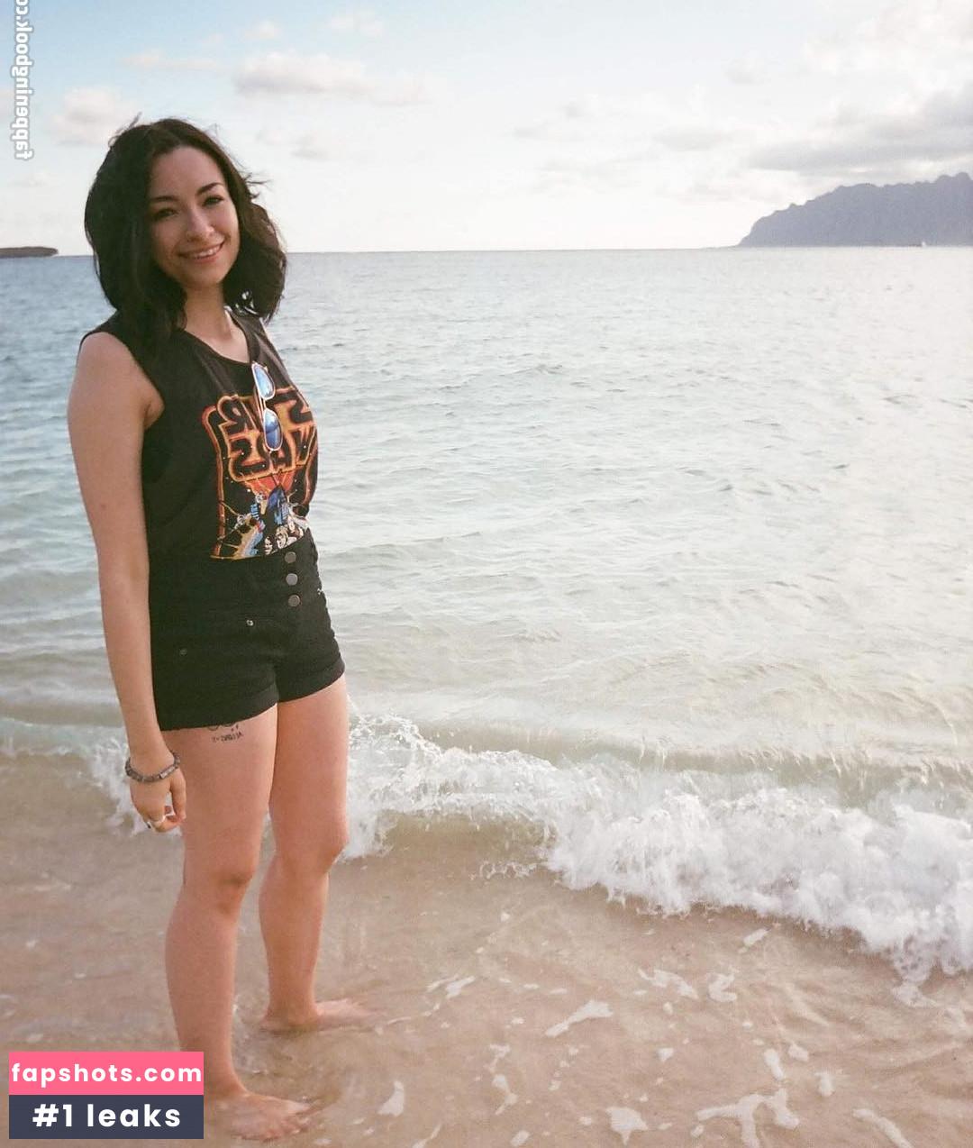 Jodelle Ferland gallery photo #5