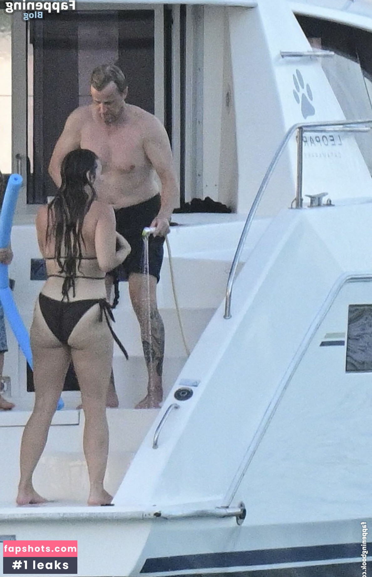 Jodi Albert gallery photo #14