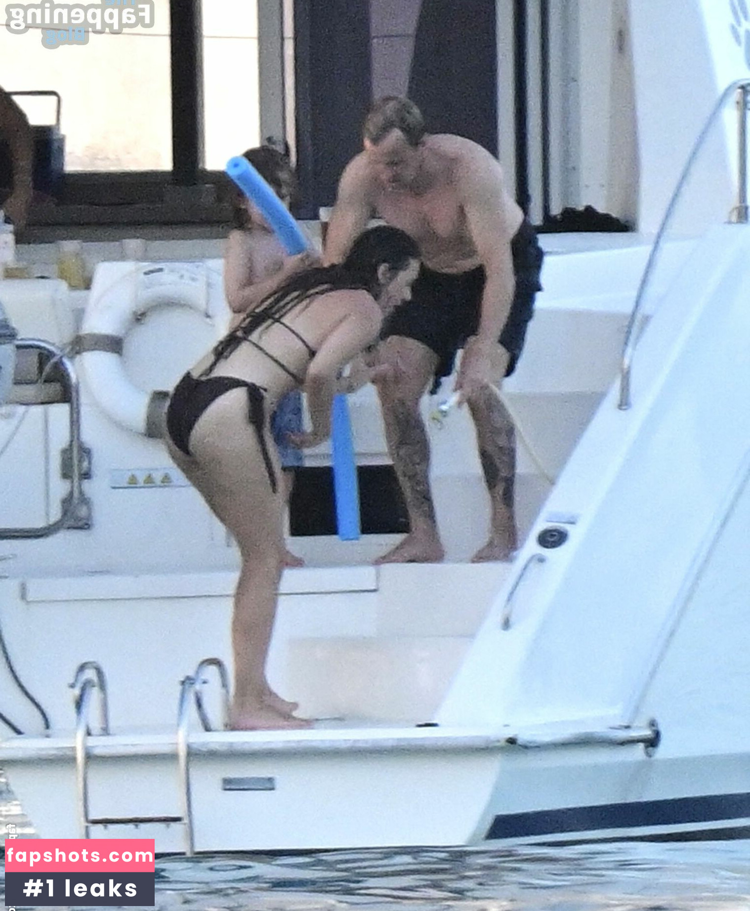 Jodi Albert gallery photo #16