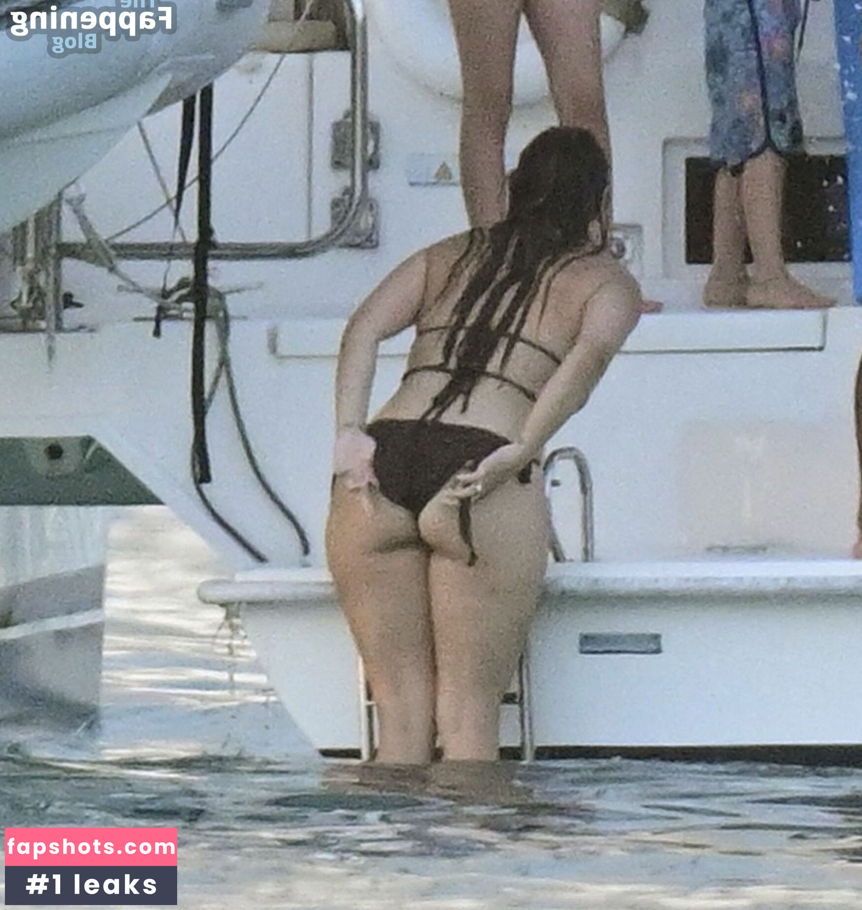 Jodi Albert gallery photo #22