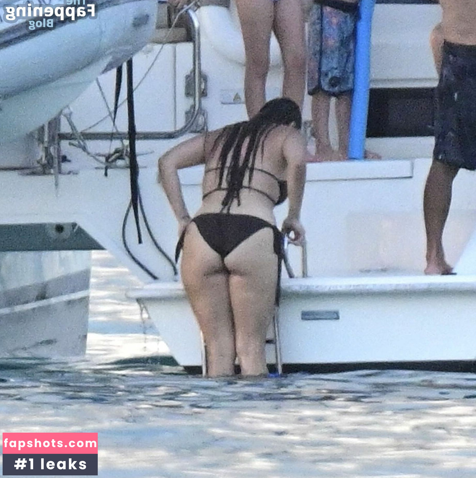 Jodi Albert gallery photo #24