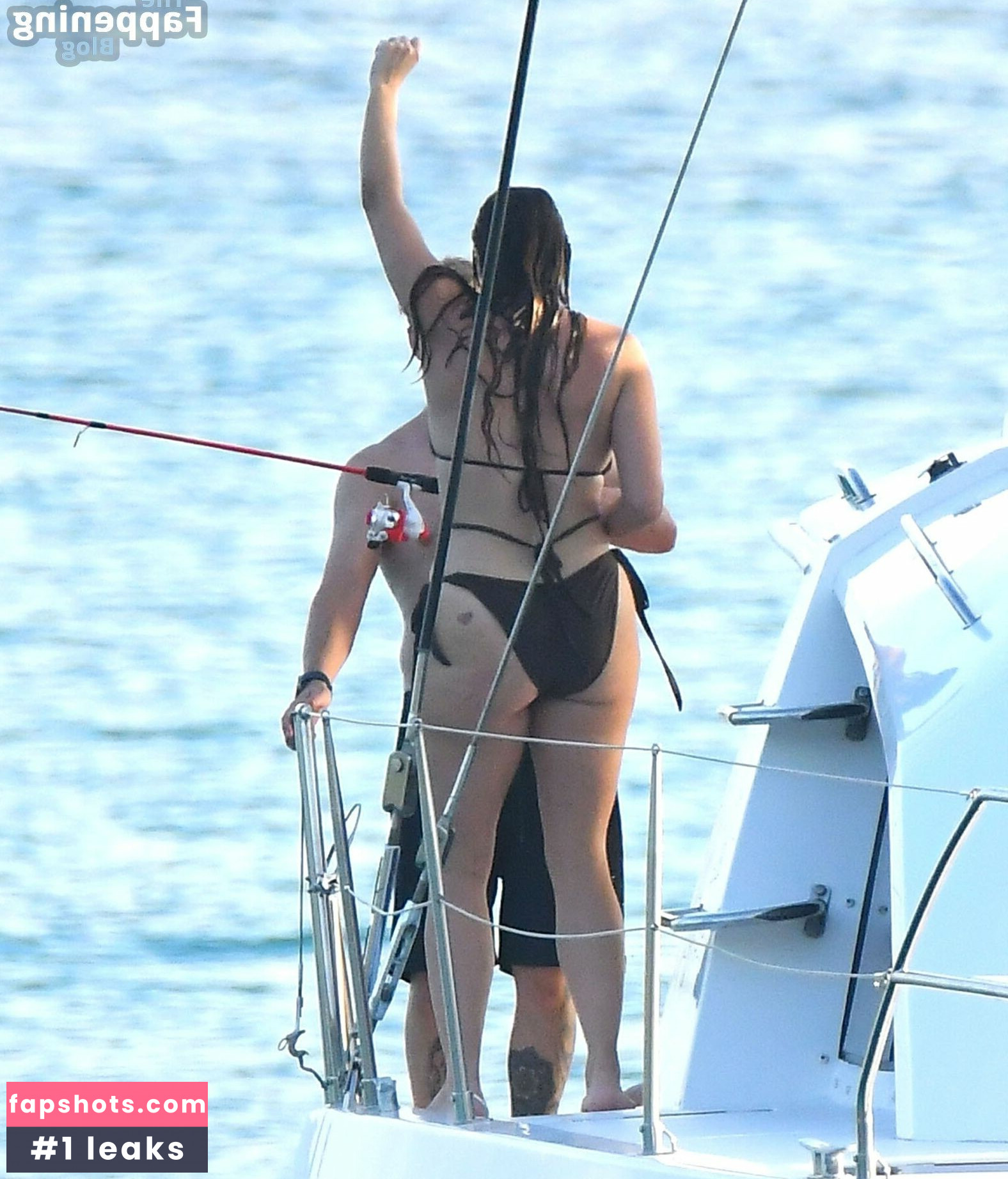 Jodi Albert gallery photo #28