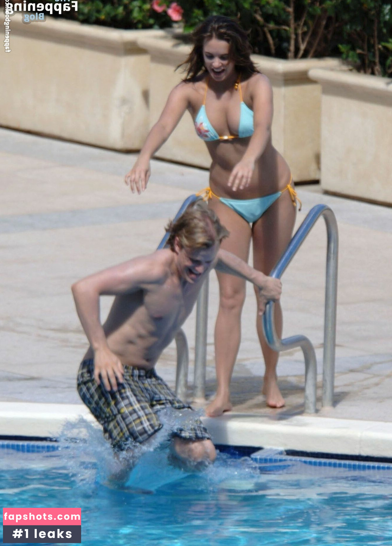 Jodi Albert gallery photo #48