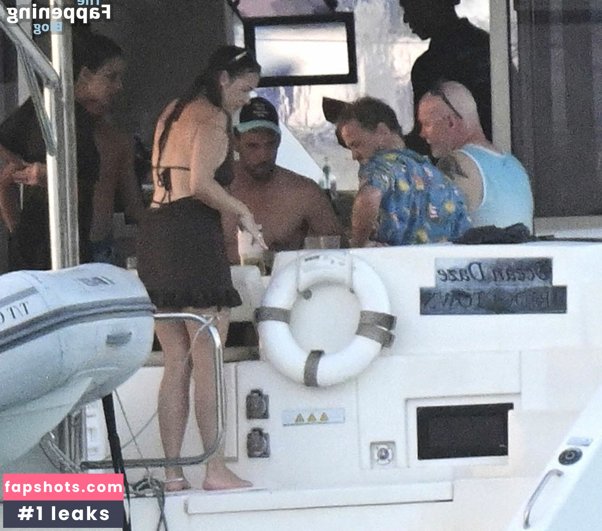 Jodi Albert gallery photo #7