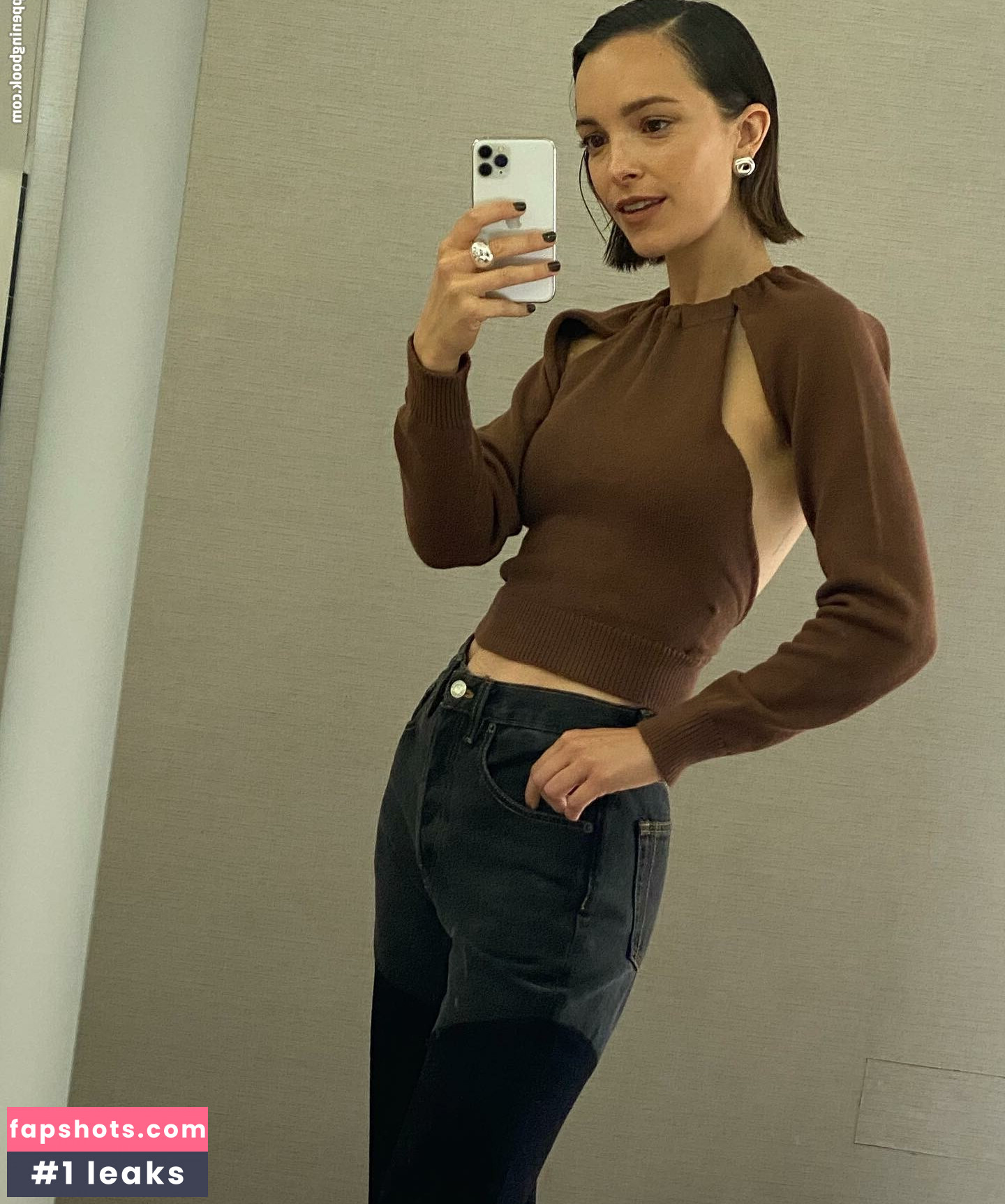 Jodi Balfour Nude Leaks OnlyFans Photos #5 - LeakJerk