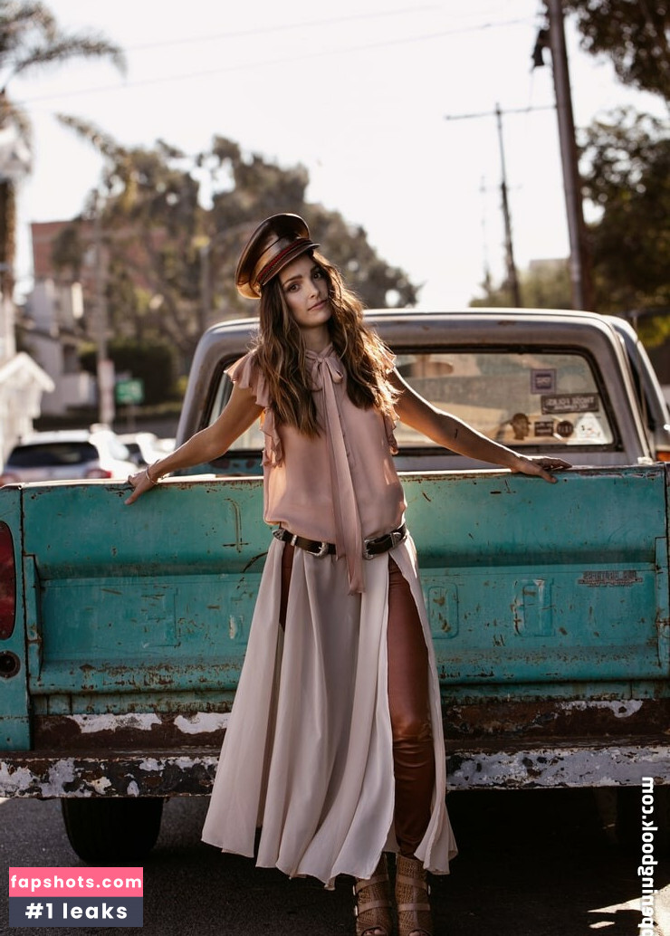 Jodi Balfour Nude Leaks OnlyFans Photos #8 - LeakJerk