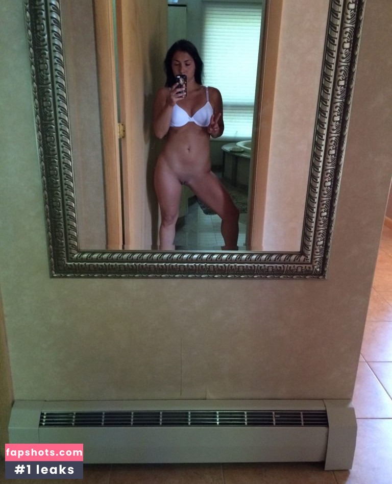 Jodi Ricci gallery photo #3