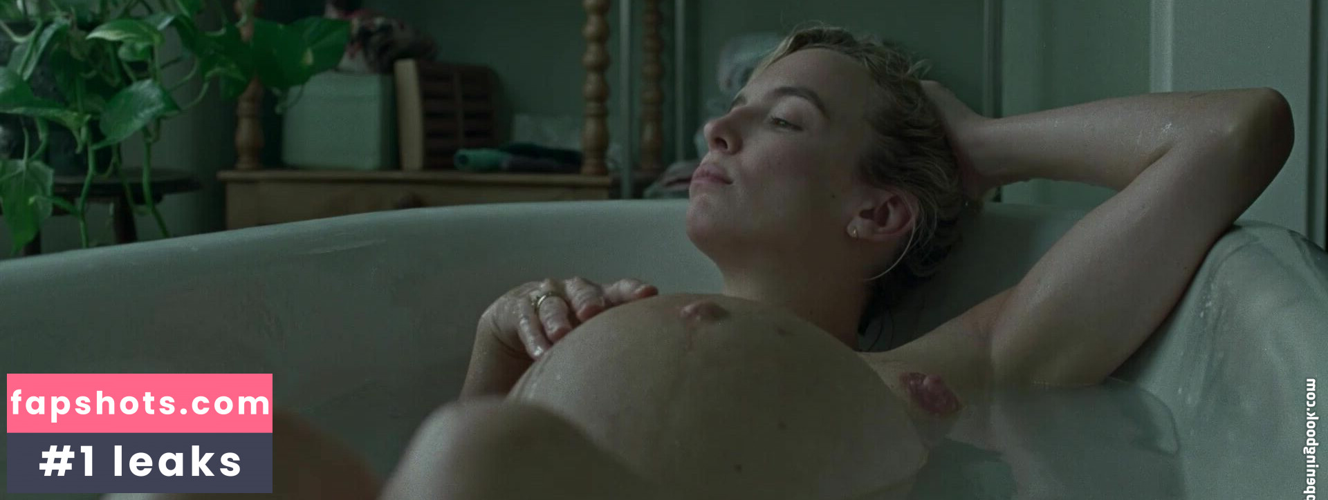 Jodie Comer gallery photo #25