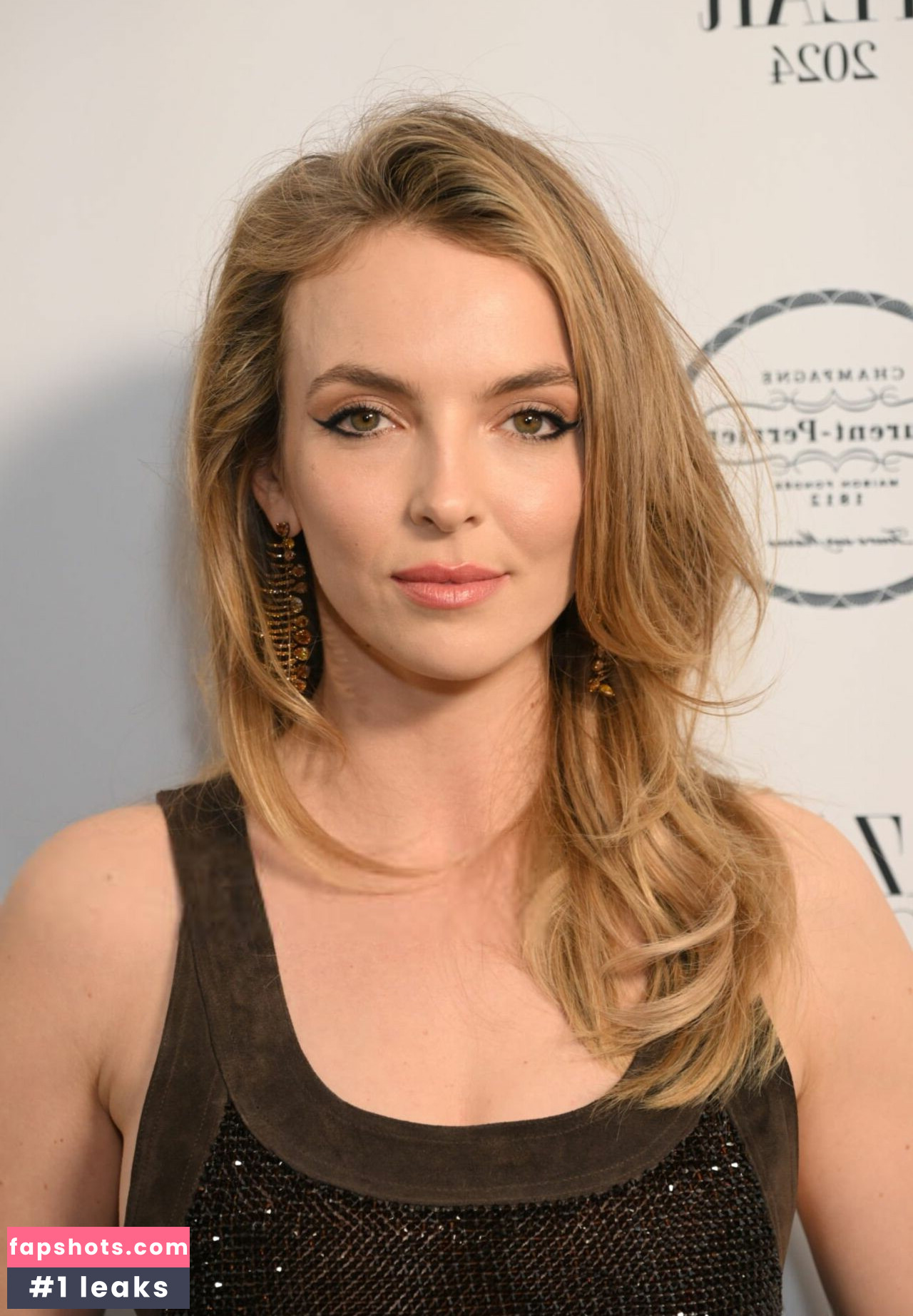 Jodie Comer gallery photo #38
