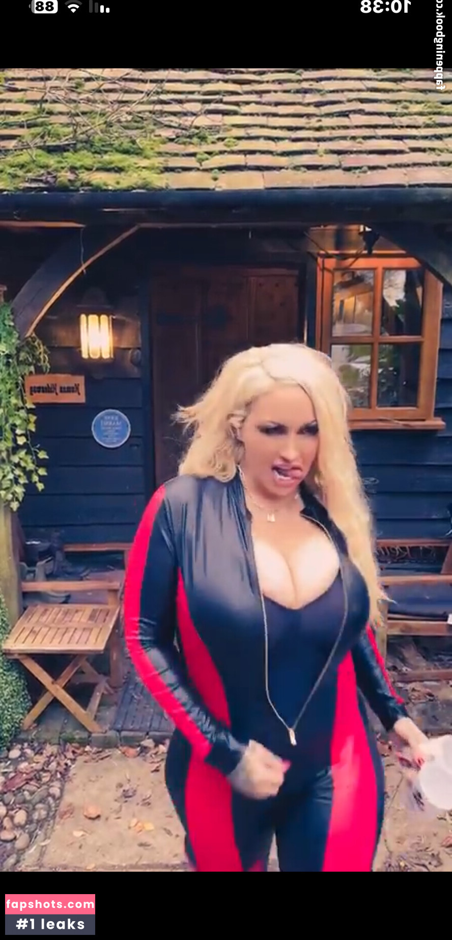 Jodie Marsh gallery photo #44