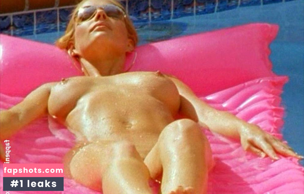 Jodie Moore gallery photo #4