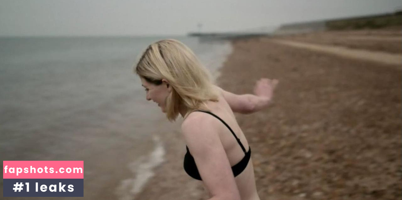 Jodie Whittaker gallery photo #35