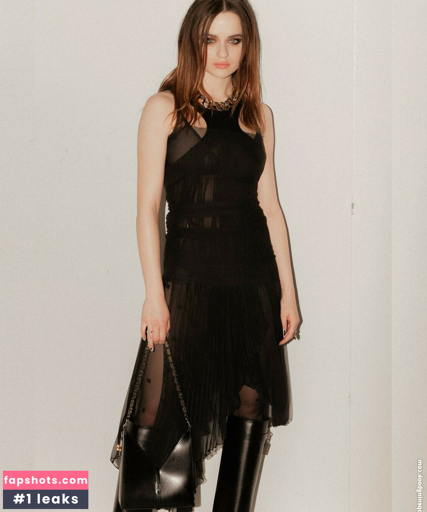 Joey King gallery photo #1048