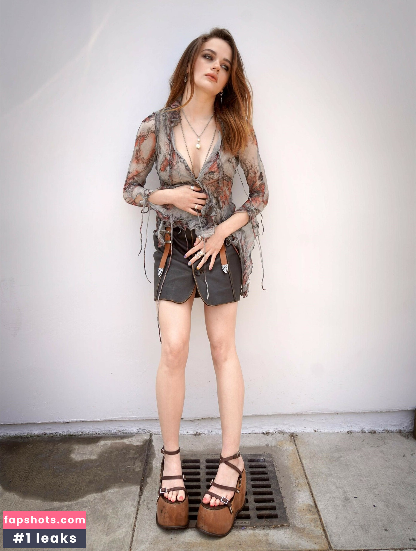 Joey King gallery photo #1049