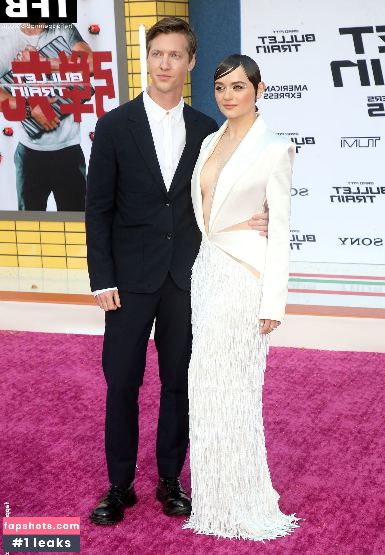 Joey King gallery photo #1077