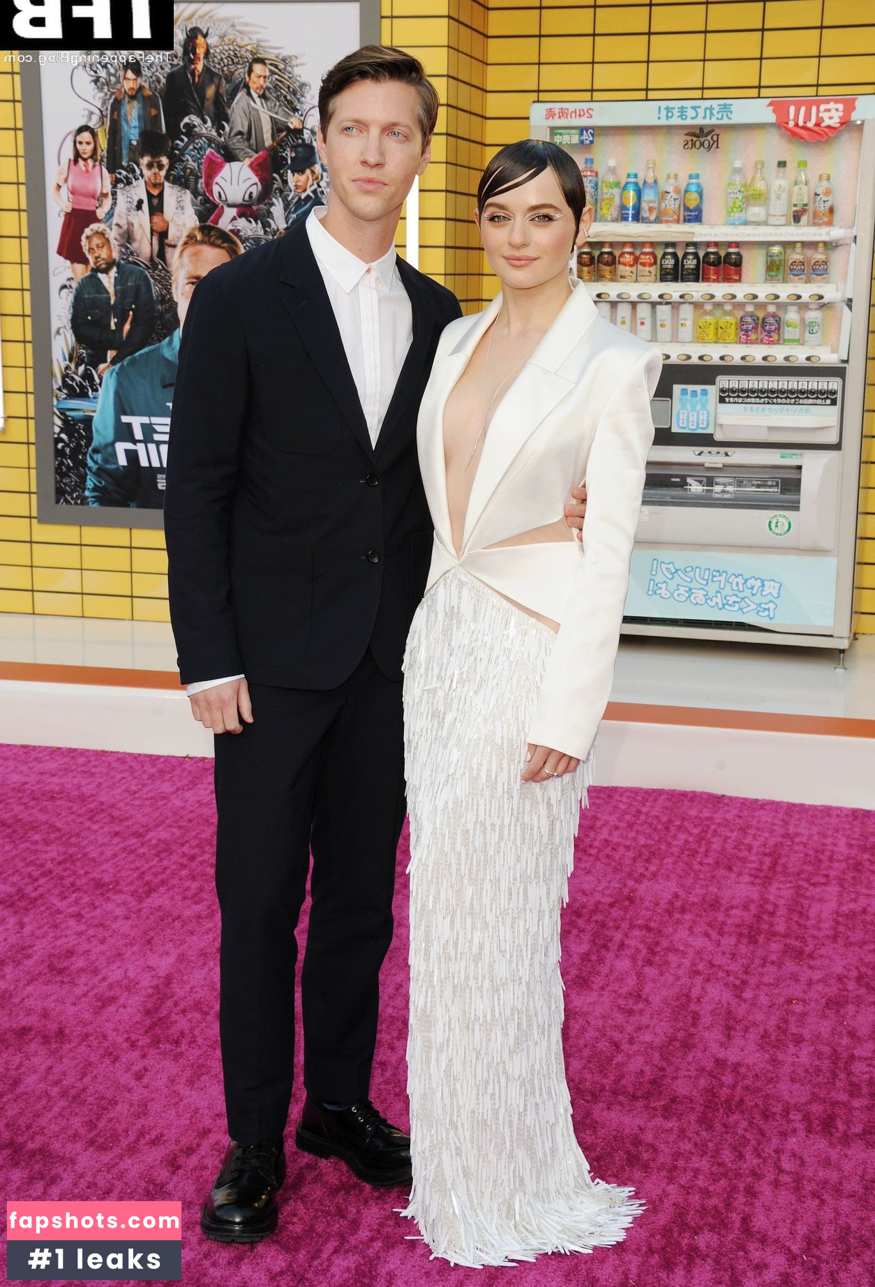 Joey King gallery photo #1103