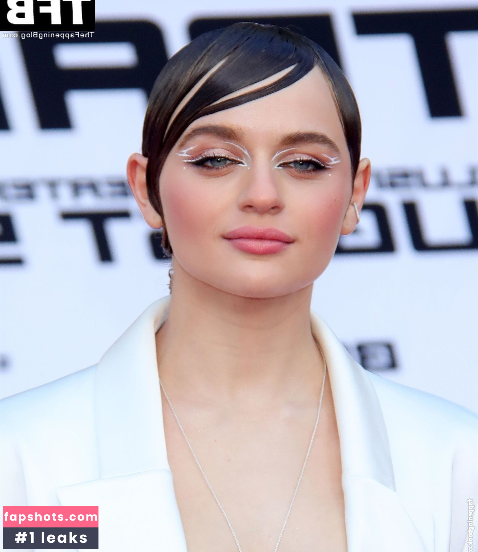 Joey King gallery photo #1140