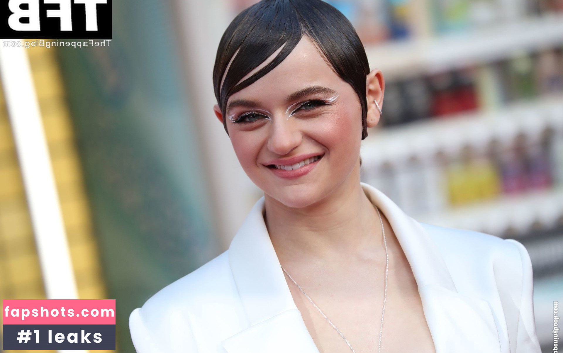 Joey King gallery photo #1159