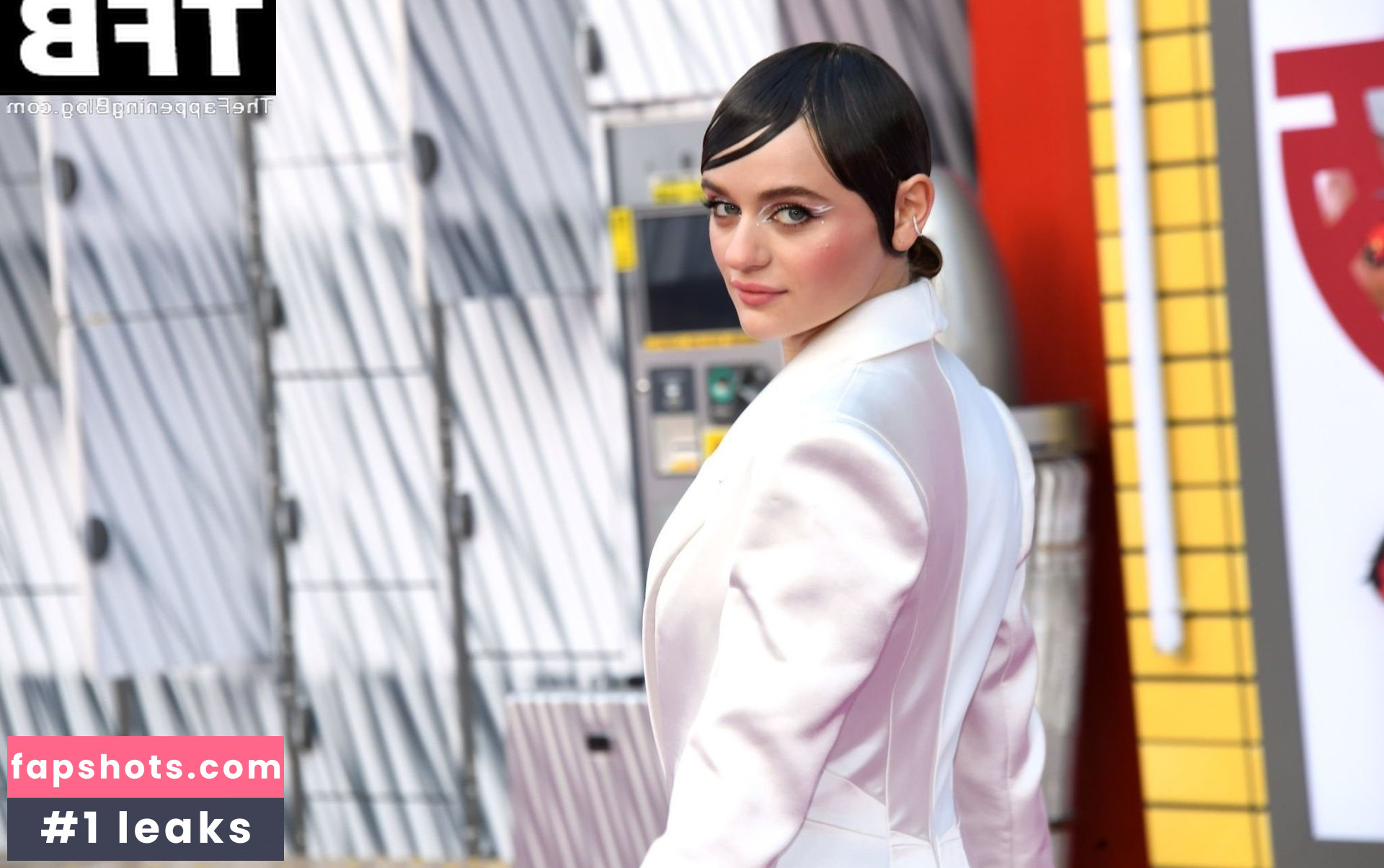 Joey King gallery photo #1164