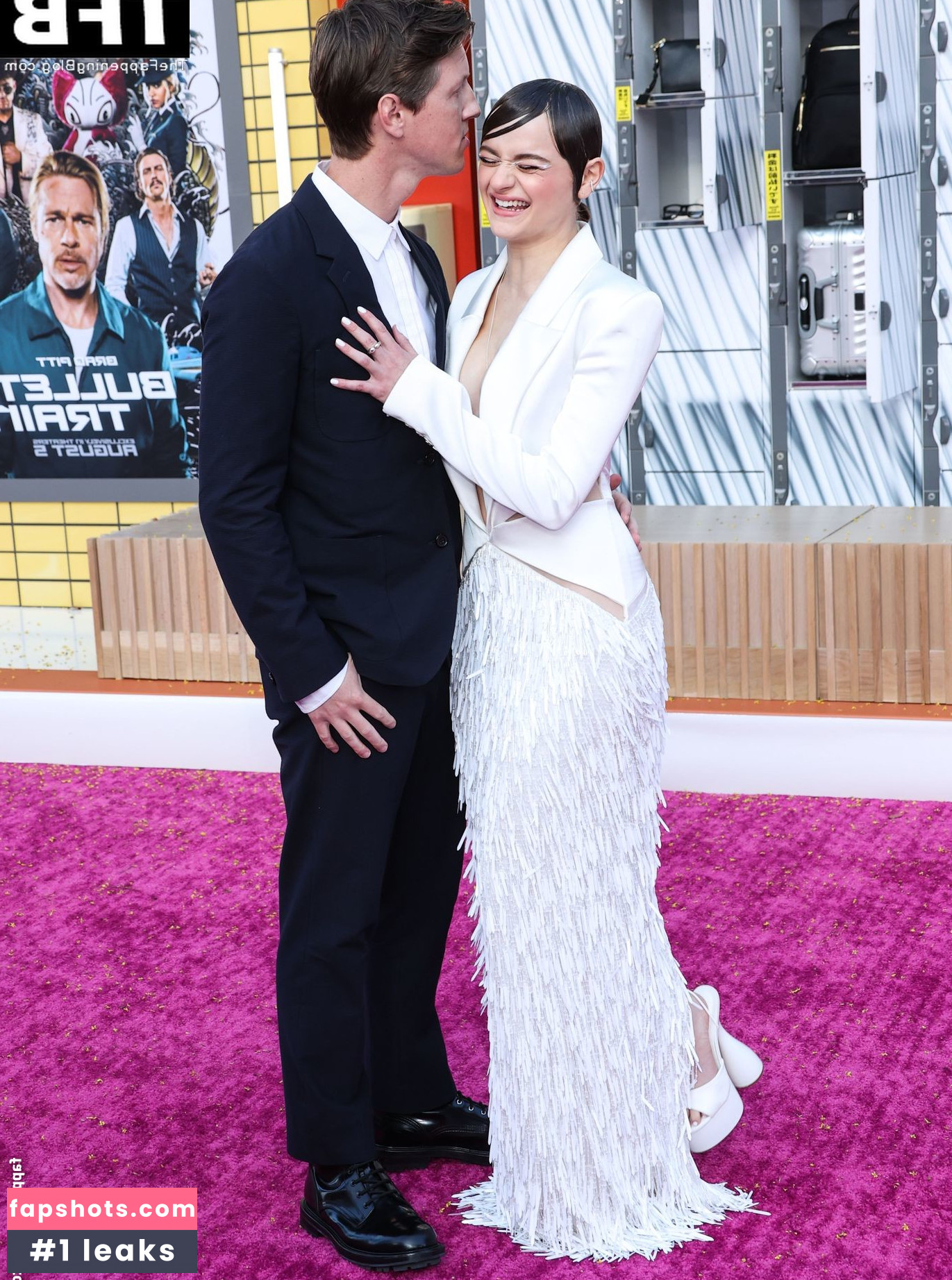 Joey King gallery photo #1187