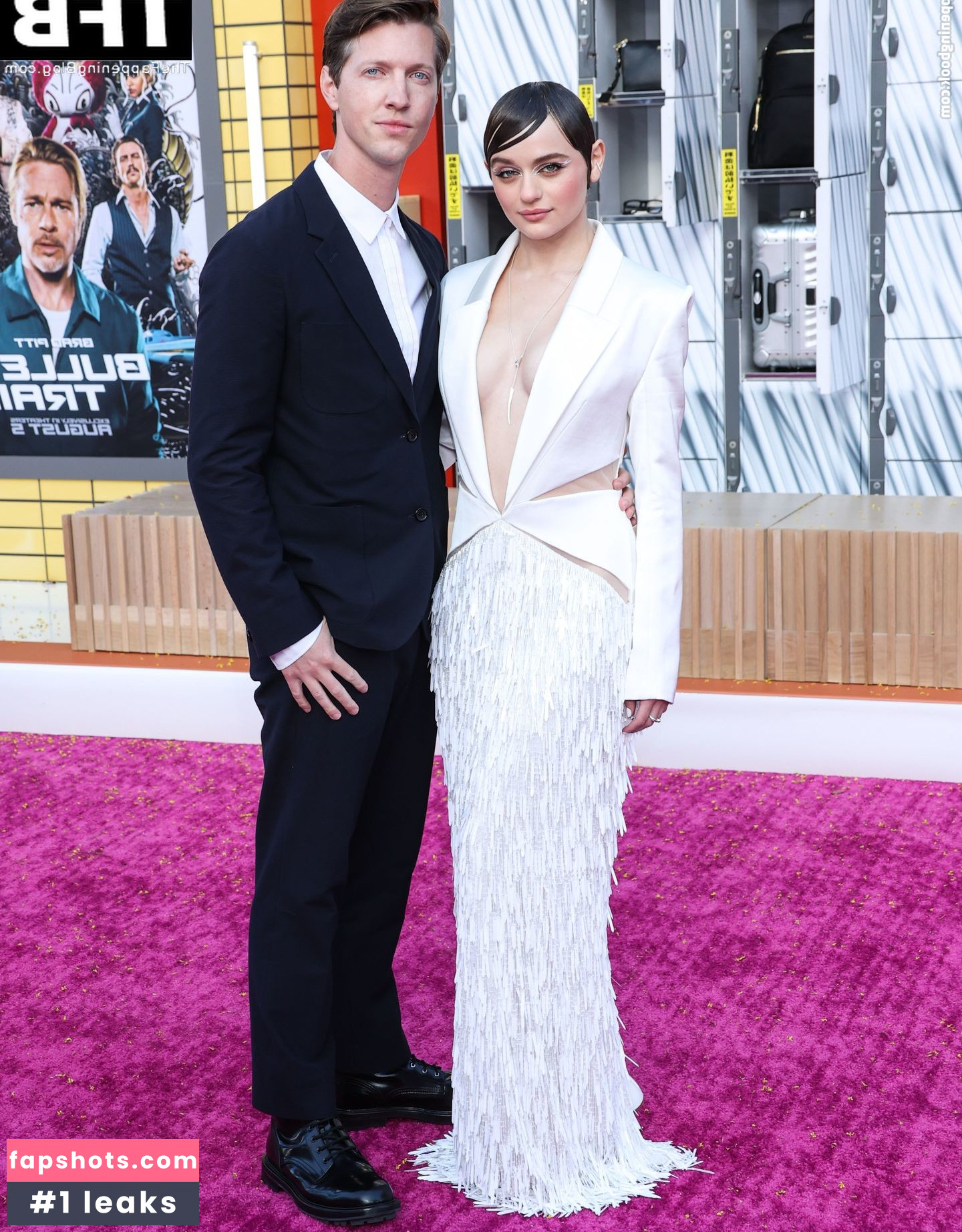 Joey King gallery photo #1190