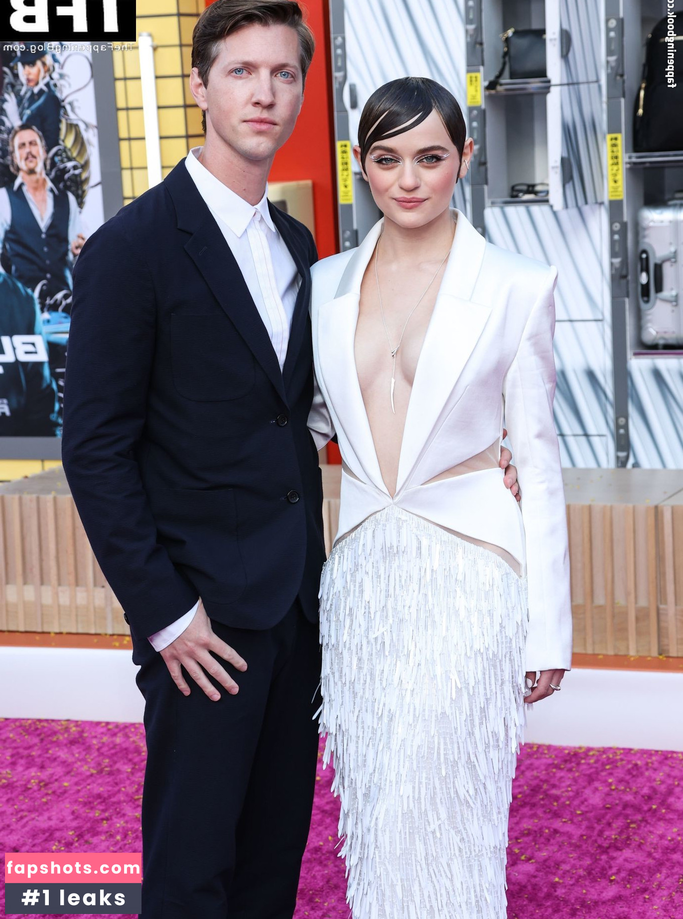 Joey King gallery photo #1191