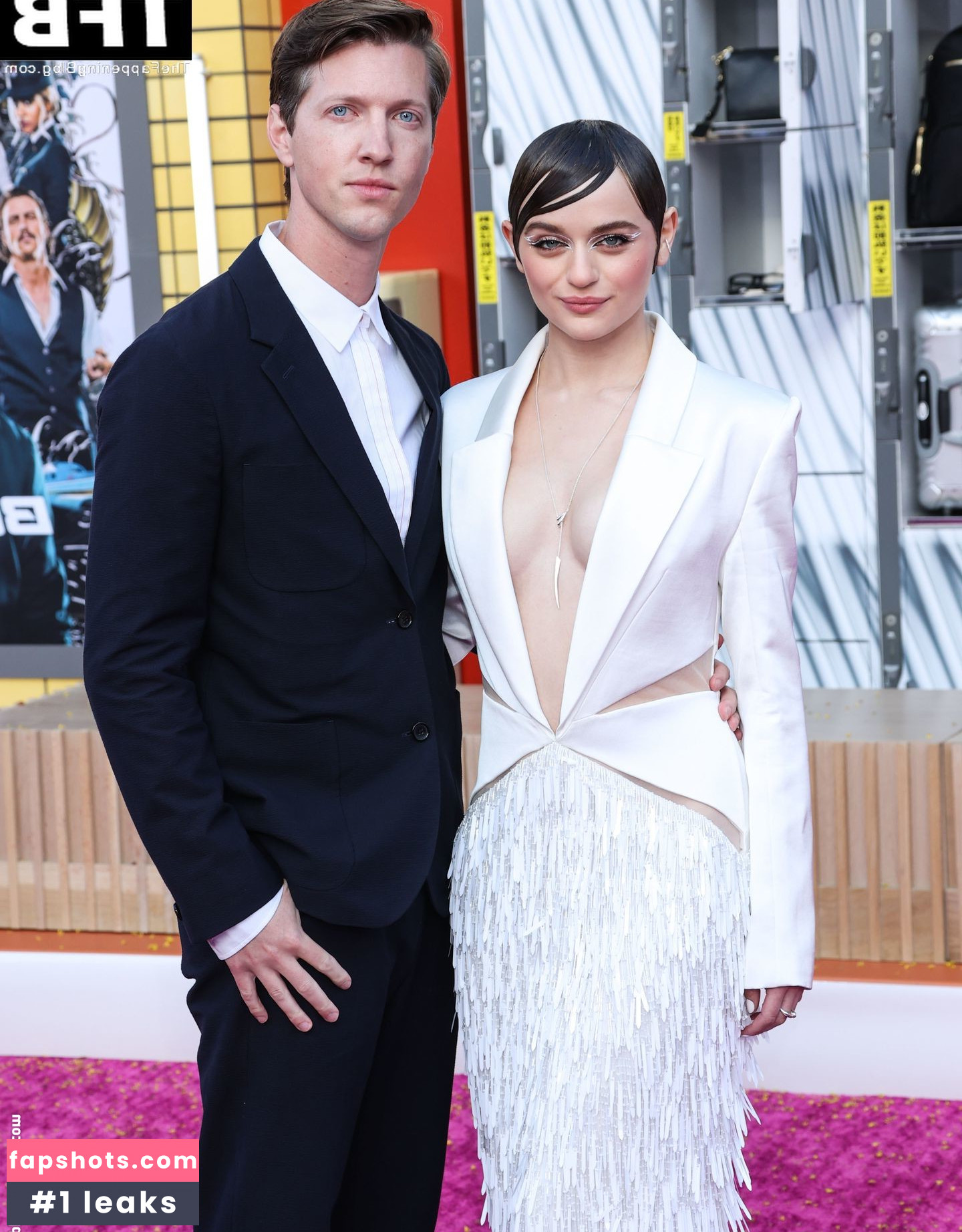 Joey King gallery photo #1193