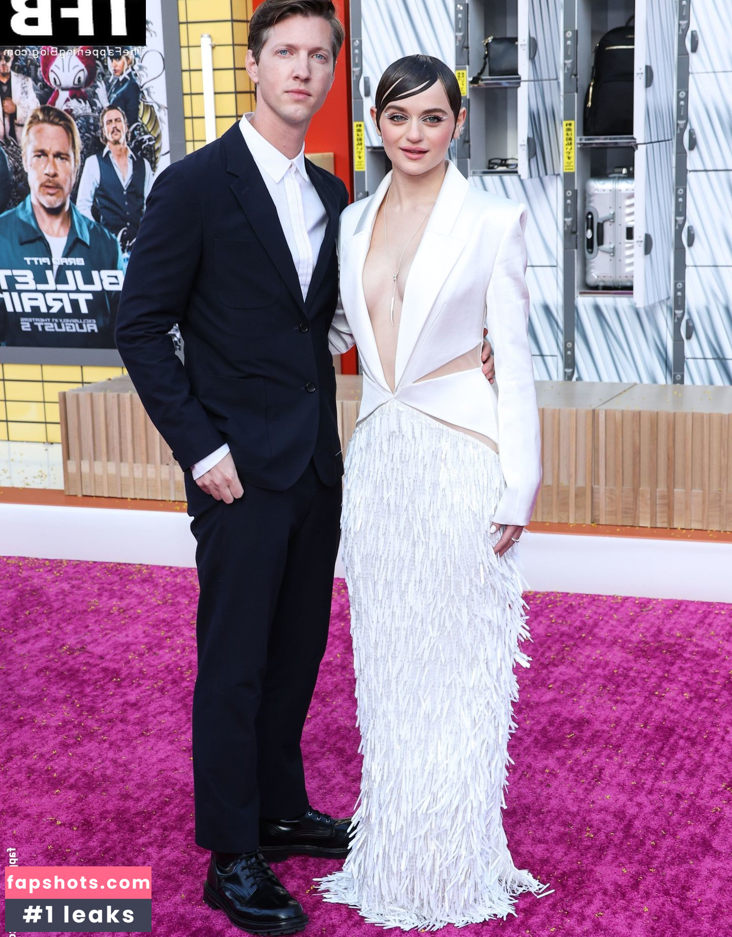 Joey King gallery photo #1196