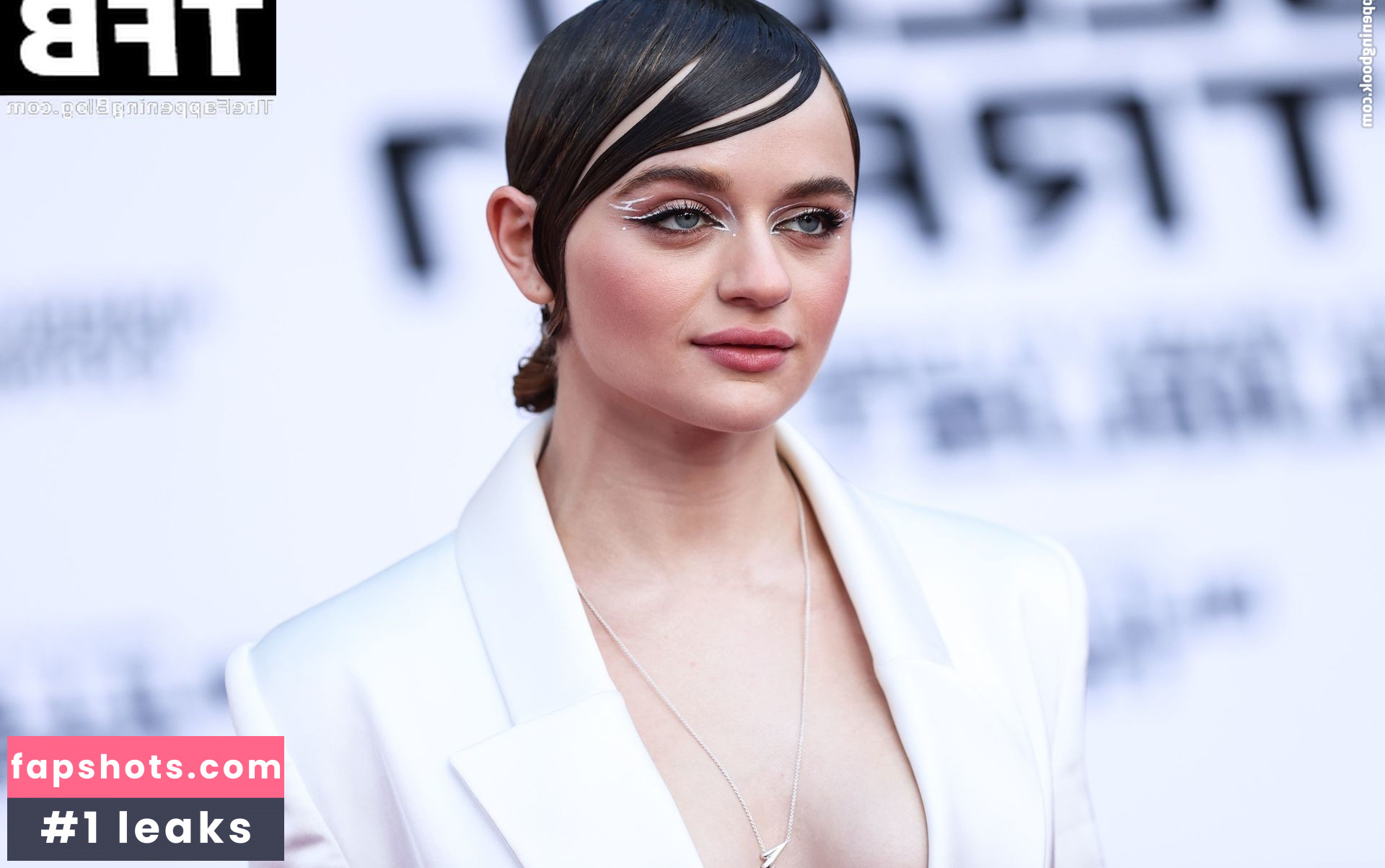 Joey King gallery photo #1205