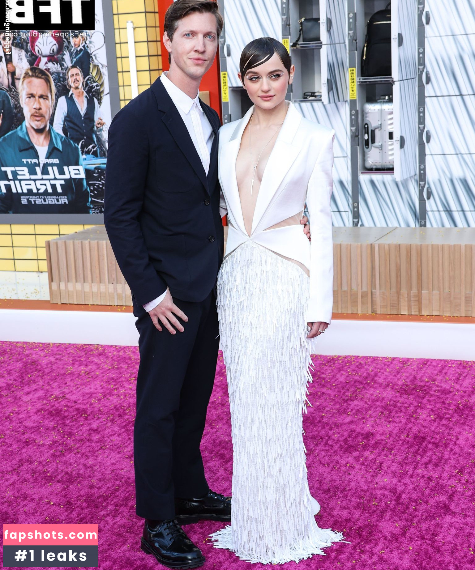 Joey King gallery photo #1219