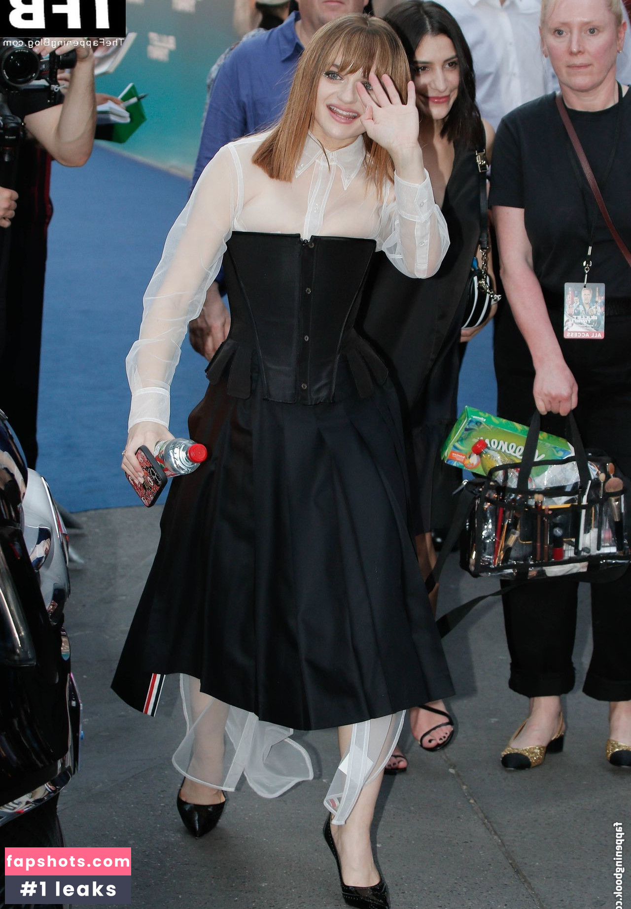 Joey King gallery photo #1315