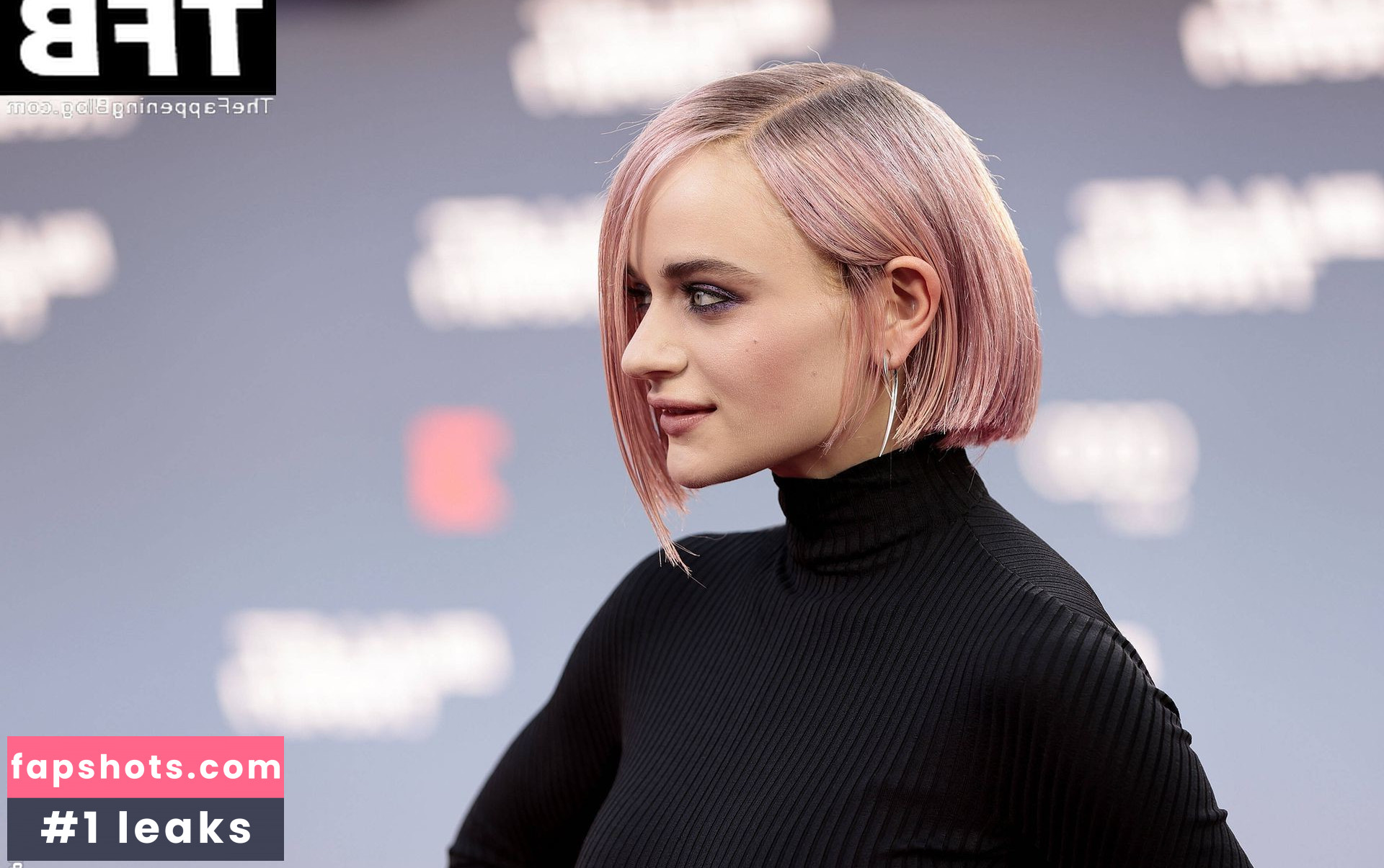 Joey King gallery photo #1372