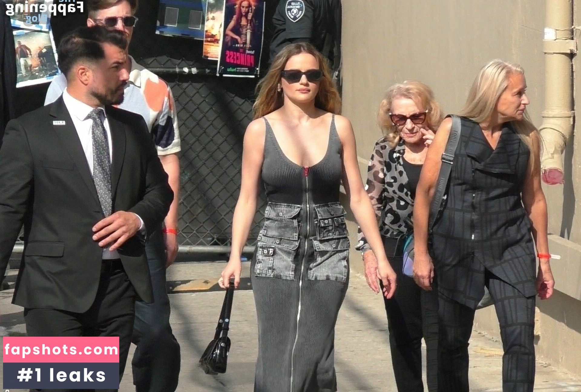 Joey King gallery photo #148