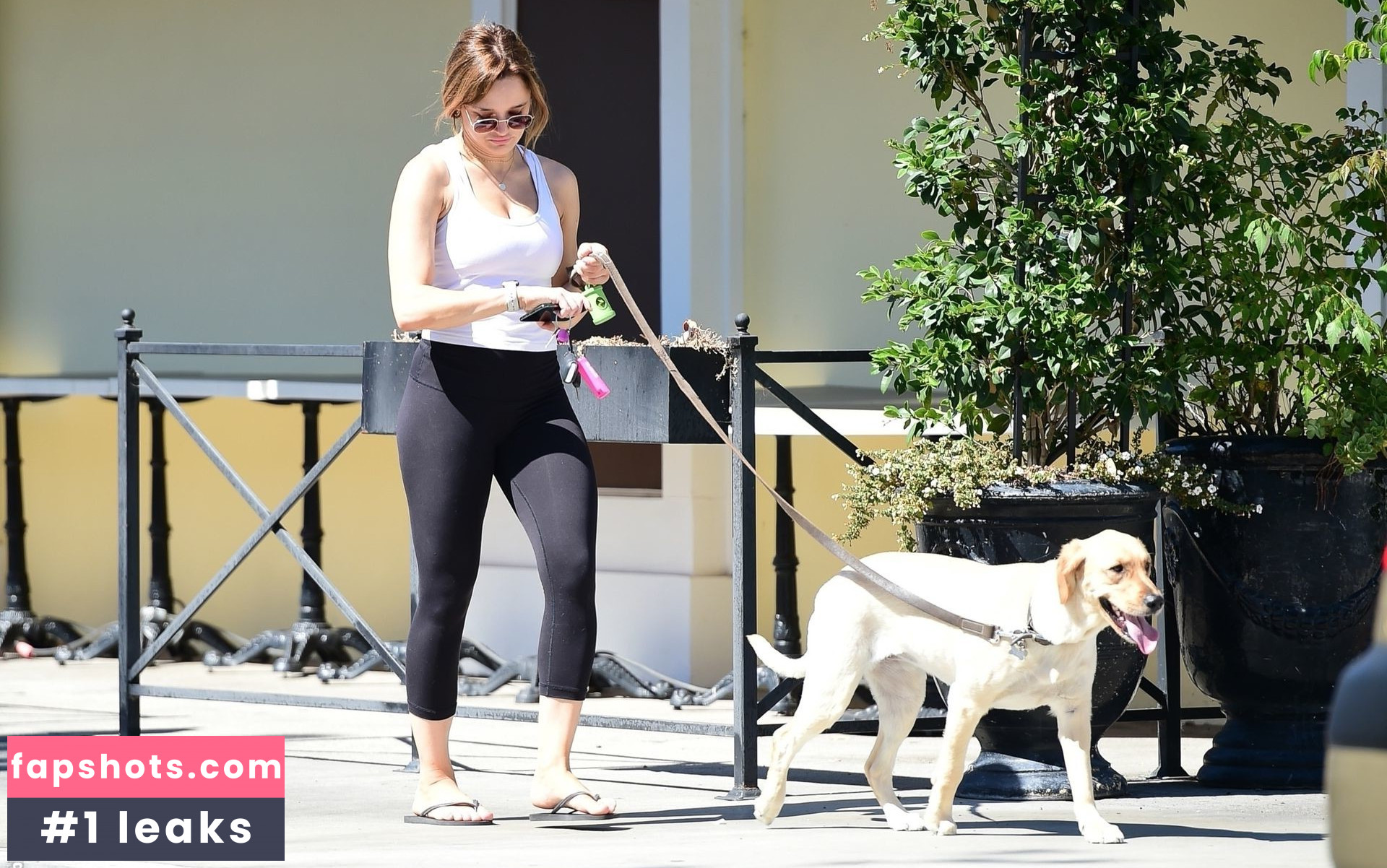 Joey King gallery photo #1643