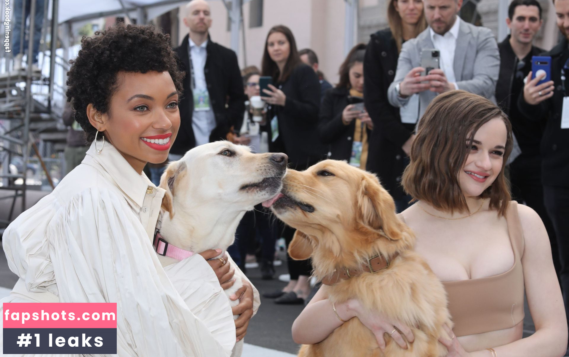 Joey King gallery photo #1663