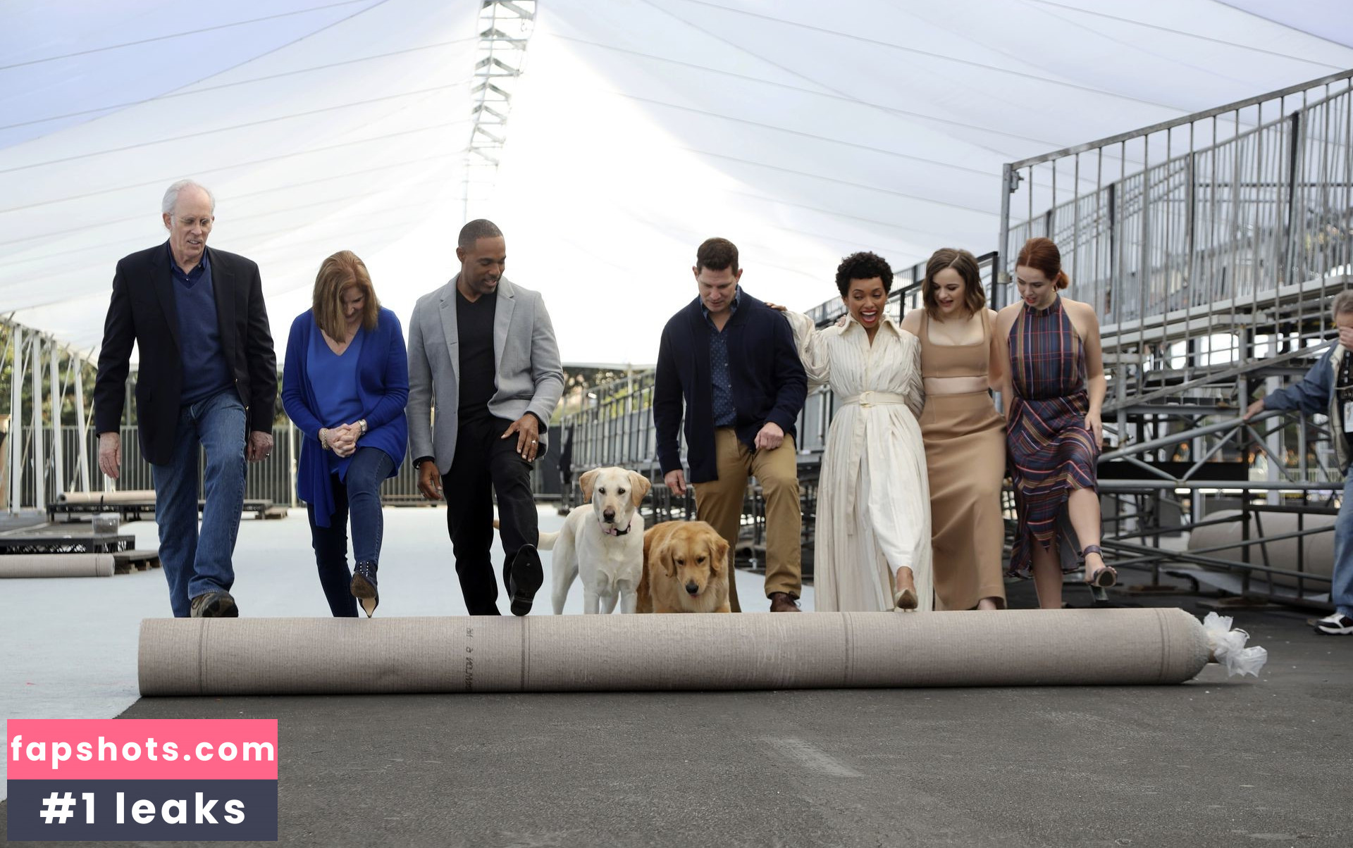 Joey King gallery photo #1676