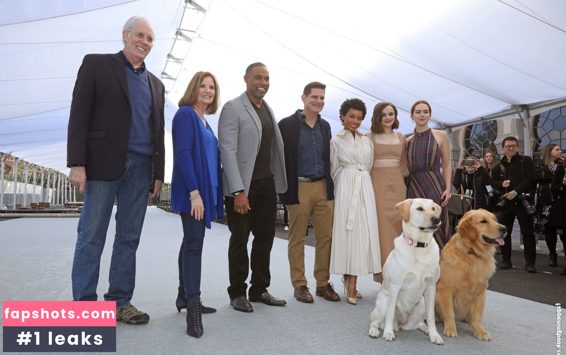 Joey King gallery photo #1677