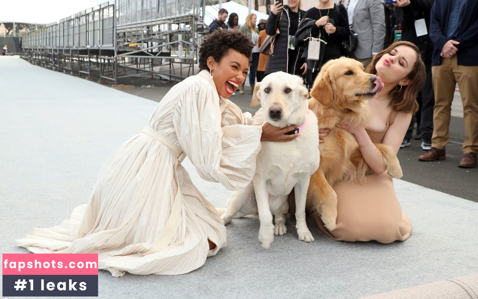 Joey King gallery photo #1683