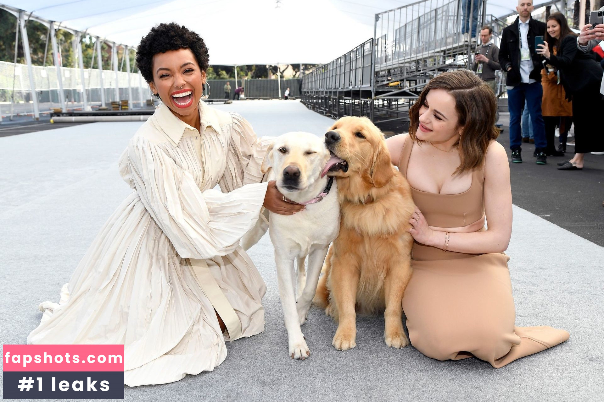 Joey King gallery photo #1692