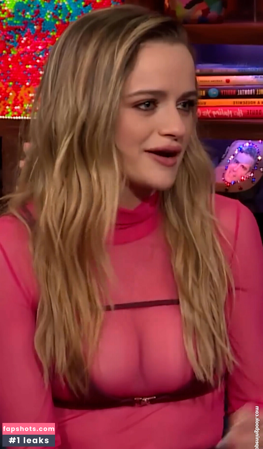 Joey King gallery photo #203