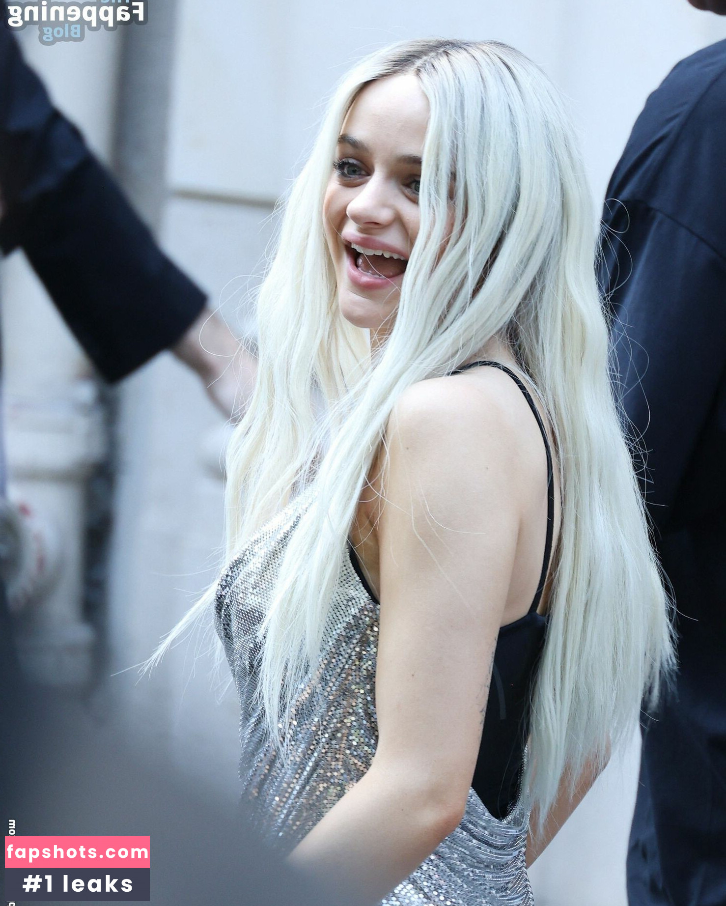 Joey King gallery photo #297