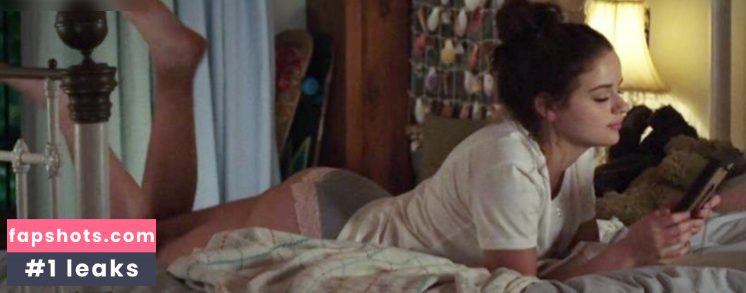 Joey King gallery photo #324