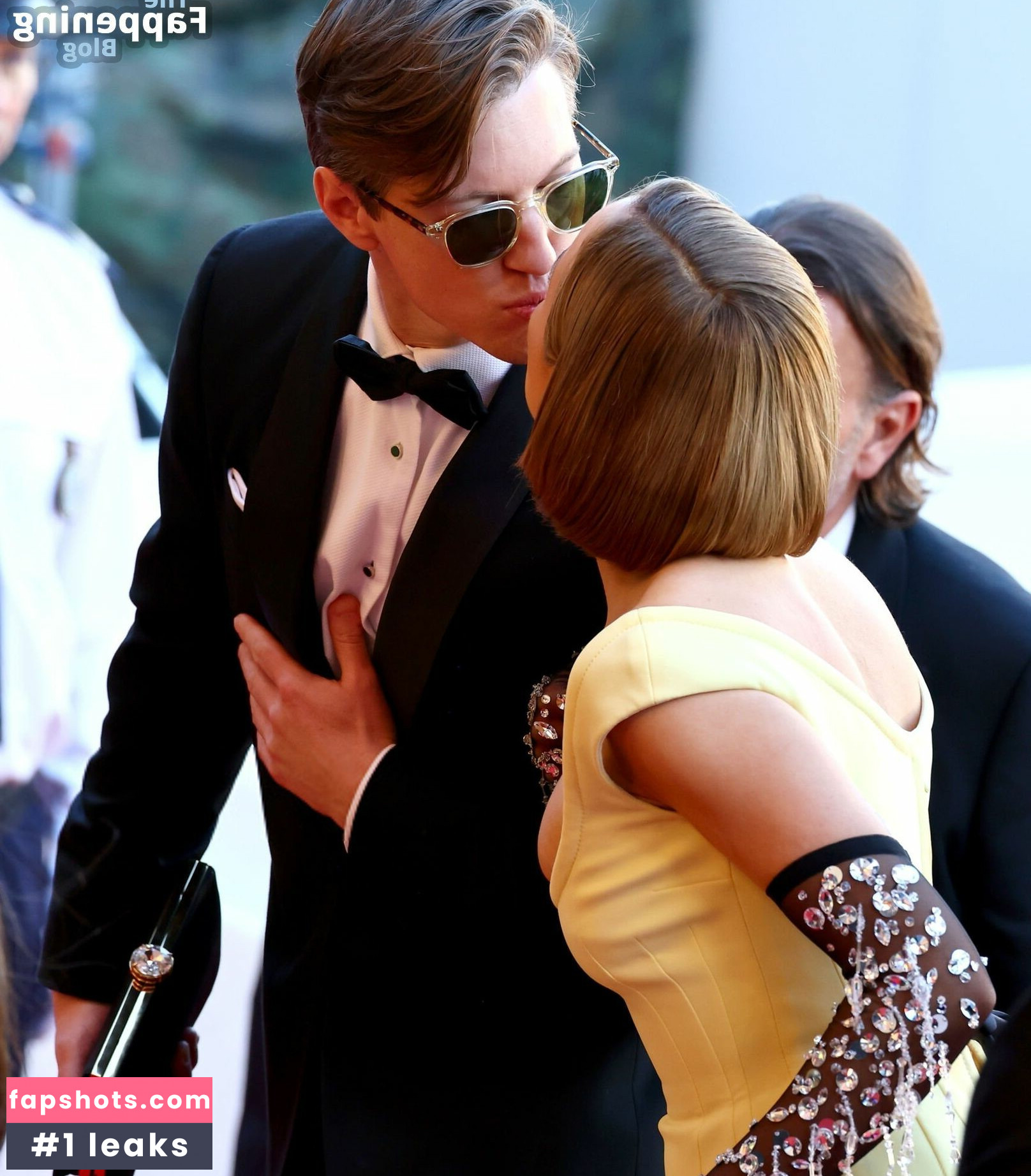 Joey King gallery photo #343