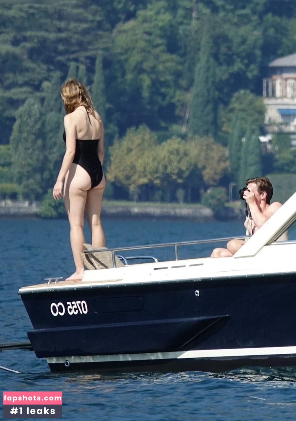 Joey King gallery photo #377