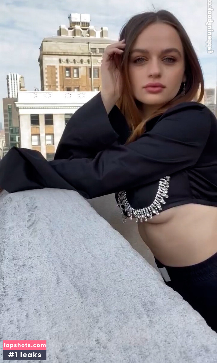 Joey King gallery photo #392