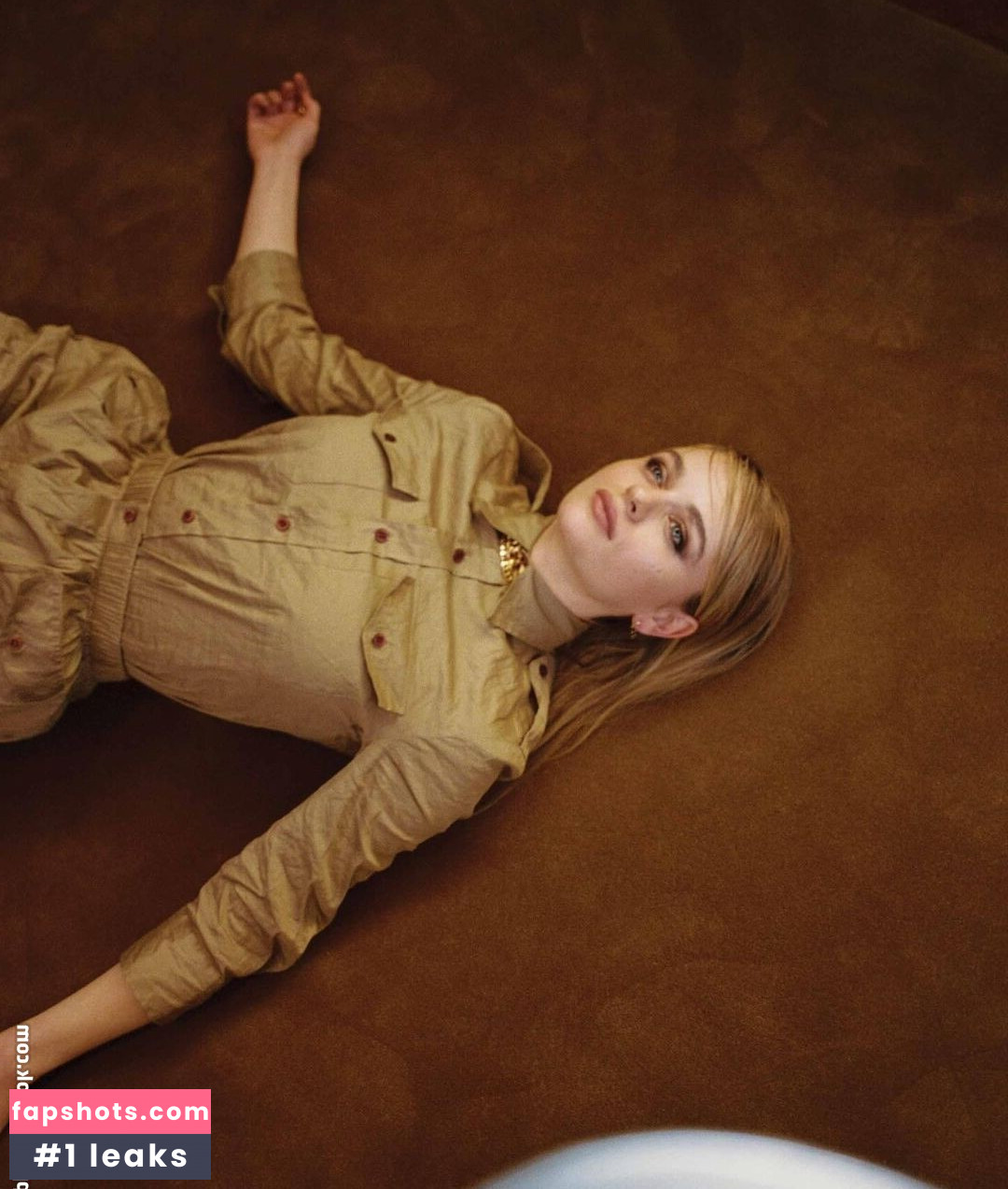 Joey King gallery photo #455